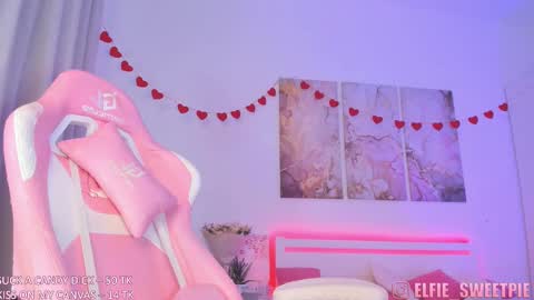 Elly Sweet Pie almost everyday 4-11 AM UTC online show from February 14, 2025, 7:38 am