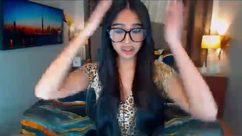 Snapshot of elliecummers chatting on December 12, 2024, 3:21 am ellie online show from December 12, 2024, 3:21 am