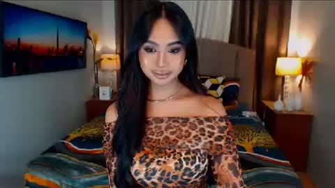 Snapshot of elliecummers chatting on December 12, 2024, 9:37 pm ellie online show from December 12, 2024, 9:37 pm