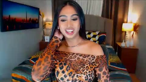 Snapshot of elliecummers chatting on December 17, 2024, 9:16 pm ellie online show from December 17, 2024, 9:16 pm