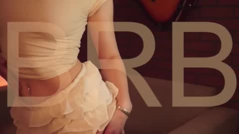 Snapshot of elliecutes chatting on October 5, 2025, 8:01 am elliecutes online show from October 5, 2025, 8:01 am