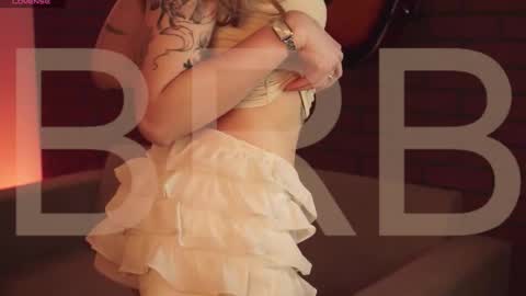 elliecutes online show from March 3, 2026, 5:13 am