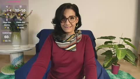 elliee1 online show from January 23, 2025, 12:30 pm