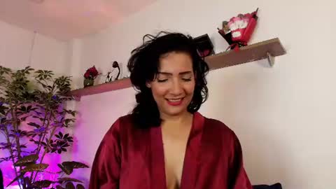 Snapshot of elliee1 chatting on July 28, 2026, 3:21 pm elliee1 online show from July 28, 2026, 3:21 pm