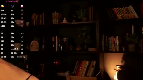 elliefrost online show from October 20, 2025, 1:00 pm