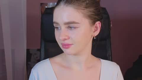 just Emily  online show from December 23, 2024, 5:22 pm