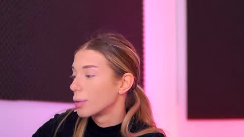 Ellie online show from January 15, 2026, 5:12 am