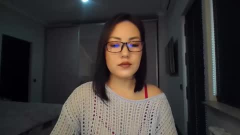 elliesoft online show from December 2, 2025, 7:36 am