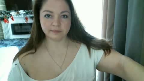 Snapshot of ellimol chatting on February 26, 2025, 8:48 am EliMoL online show from February 26, 2025, 8:48 am