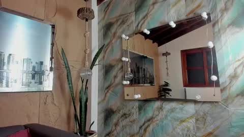 Elloit Colton online show from December 4, 2025, 9:34 pm