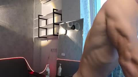 Snapshot of elliot_muscle04 chatting on September 22, 2025, 3:30 am elliot_muscle04 online show from September 22, 2025, 3:30 am