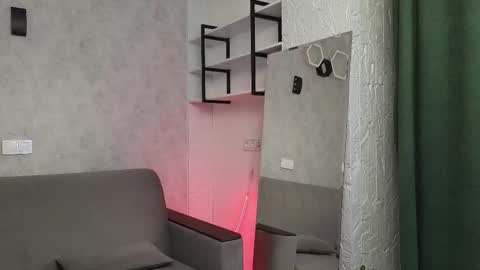 elliot_muscle04 online show from November 25, 2025, 5:24 pm