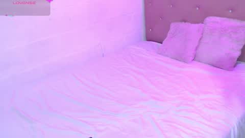 Elliot Fit online show from September 22, 2025, 5:42 am
