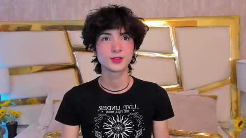 elliotvolkov online show from January 13, 2026, 4:23 pm