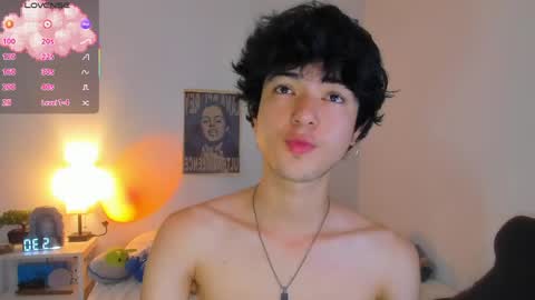 elliotvolkov online show from May 23, 2026, 1:37 pm
