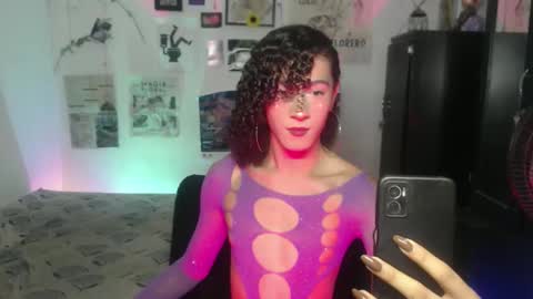  . online show from November 11, 2025, 12:10 am