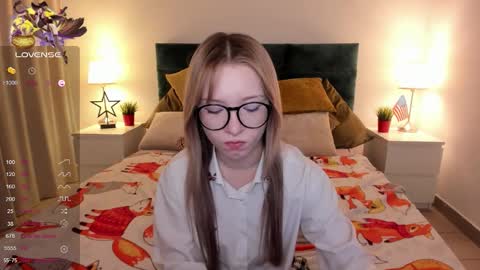 elliup online show from October 9, 2025, 8:34 am