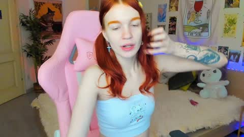 Snapshot of elly_milas chatting on January 26, 2025, 9:51 am Elly Fansly online show from January 26, 2025, 9:51 am