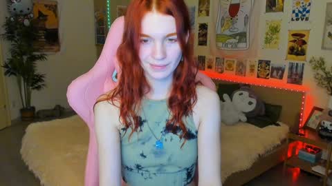 Snapshot of elly_milas chatting on February 2, 2025, 5:53 am Elly Fansly online show from February 2, 2025, 5:53 am