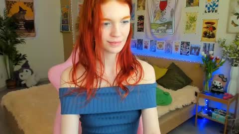 Snapshot of elly_milas chatting on March 9, 2025, 11:14 am Elly Fansly online show from March 9, 2025, 11:14 am