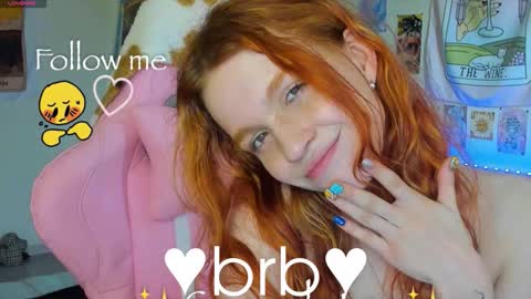 Snapshot of elly_milas chatting on September 25, 2025, 6:17 am Elly Fansly online show from September 25, 2025, 6:17 am