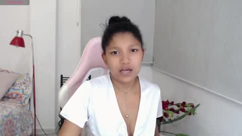 Elly online show from February 21, 2025, 2:06 am