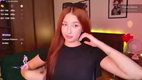 Snapshot of ellypeach chatting on June 16, 2026, 11:57 am EllyPeach online show from June 16, 2026, 11:57 am