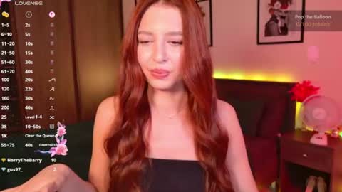 Snapshot of ellypeach chatting on July 15, 2026, 8:25 pm EllyPeach online show from July 15, 2026, 8:25 pm