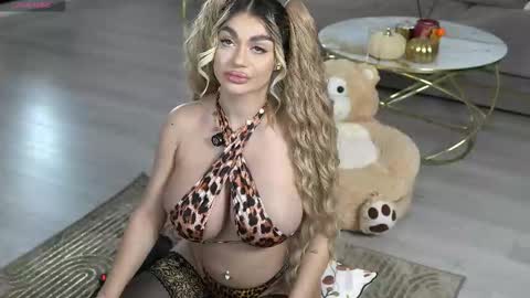 Elly online show from October 17, 2025, 12:41 pm