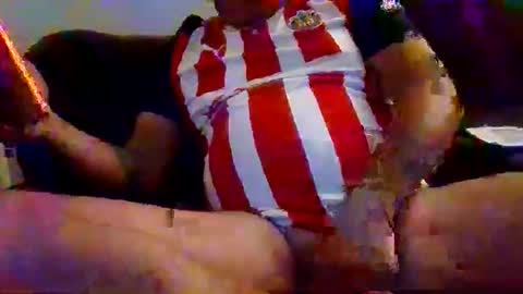 elmario24 online show from October 27, 2025, 1:42 am