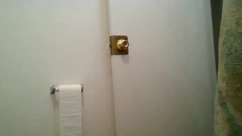 Snapshot of elmario24 chatting on February 15, 2026, 8:57 am elmario24 online show from February 15, 2026, 8:57 am