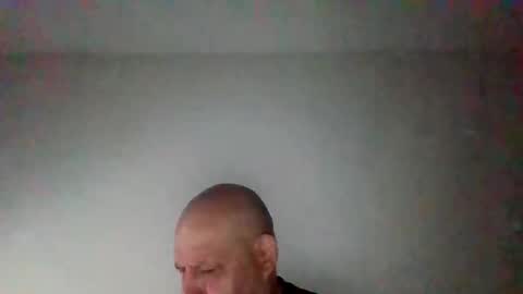 Snapshot of elmario24 chatting on February 24, 2026, 8:45 am elmario24 online show from February 24, 2026, 8:45 am