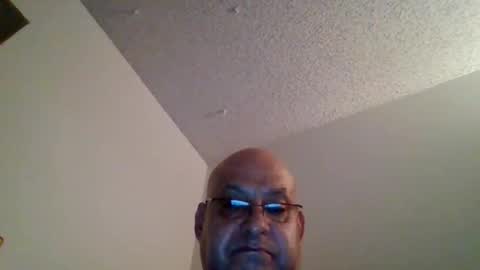 Snapshot of elmario24 chatting on February 26, 2026, 8:02 am elmario24 online show from February 26, 2026, 8:02 am