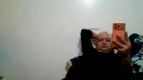 Snapshot of elmario24 chatting on February 28, 2026, 11:44 am elmario24 online show from February 28, 2026, 11:44 am