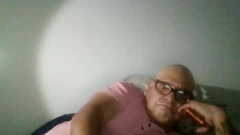 elmario24 online show from March 16, 2026, 7:56 am