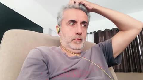 fer online show from February 1, 2025, 6:19 pm