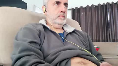 fer online show from December 19, 2025, 4:14 pm