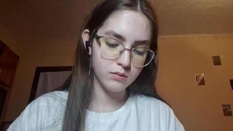 Kate online show from March 25, 2026, 2:45 pm