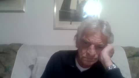 Snapshot of elmo191271 chatting on October 12, 2025, 3:27 am elmo191271 online show from October 12, 2025, 3:27 am