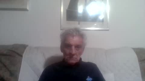 elmo191271 online show from April 28, 2026, 3:22 am