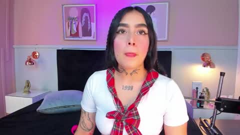 Elodie  online show from September 10, 2025, 12:27 pm