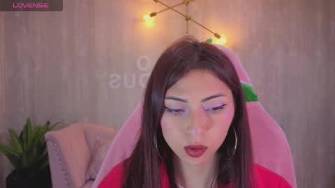 Elody  online show from February 4, 2026, 3:12 am