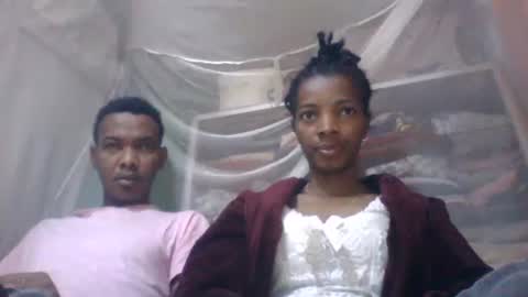 elodynarcisse online show from November 28, 2025, 1:19 am