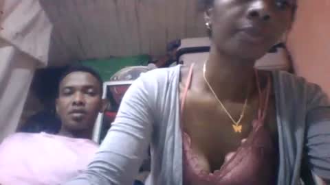 elodynarcisse online show from December 5, 2025, 3:41 pm