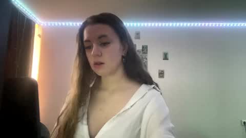 Snapshot of eloiscolins chatting on May 28, 2026, 1:36 am eloiscolins online show from May 28, 2026, 1:36 am
