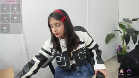 ELOISE  online show from October 20, 2025, 11:32 am