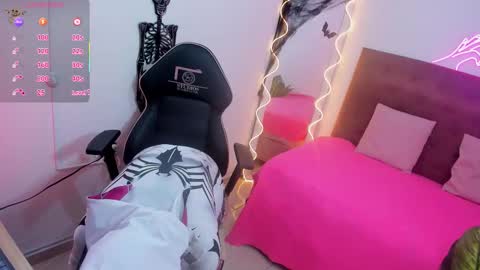 ELOISE  online show from October 31, 2025, 12:06 pm