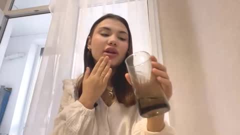 Alice online show from October 21, 2025, 11:44 am