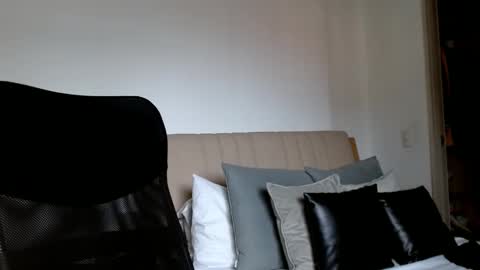 elosocazador online show from December 13, 2024, 1:22 pm