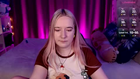 Ela give me a thumbs up if you like it  and this is important for the development of the account online show from December 22, 2024, 8:36 pm